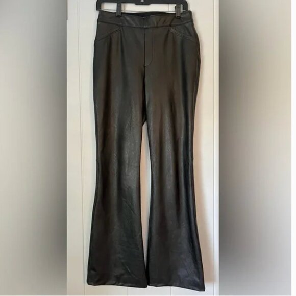 NWT Spanx Leather Like Flare Pant Black size 2x TALL - Picture 2 of 7